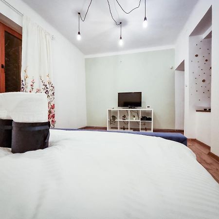 Home Central Apartment Braşov Esterno foto