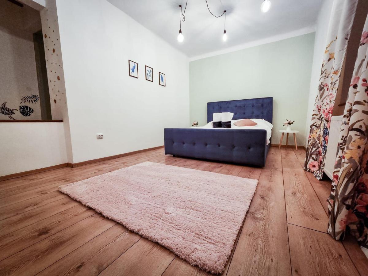 Home Central Apartment Braşov Esterno foto